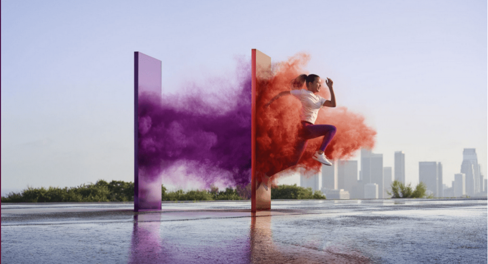 Imagen conceptual de la alianza Lenovo y FIFA para el Mundial 2026, mostrando el uso de avatares 3D y análisis de datos en tiempo real.