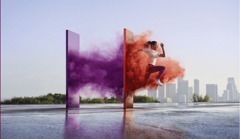 Imagen conceptual de la alianza Lenovo y FIFA para el Mundial 2026, mostrando el uso de avatares 3D y análisis de datos en tiempo real.